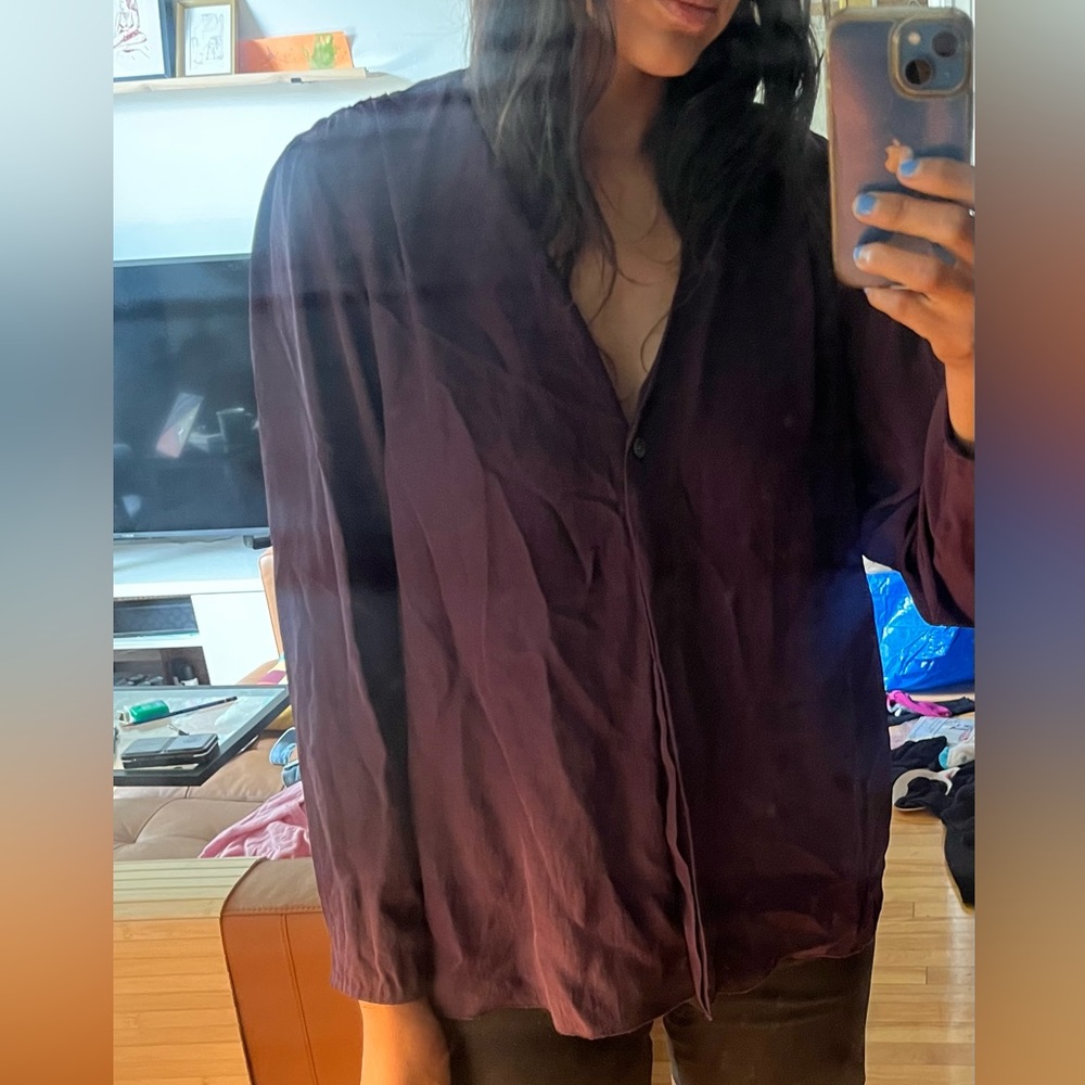 Aritzia Wilfred silky blouse
